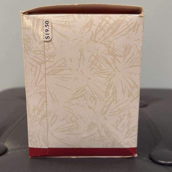 * Vintage * Hallmark | Keepsake Collector Series Ornament- 1995 - Picture 4 of 9